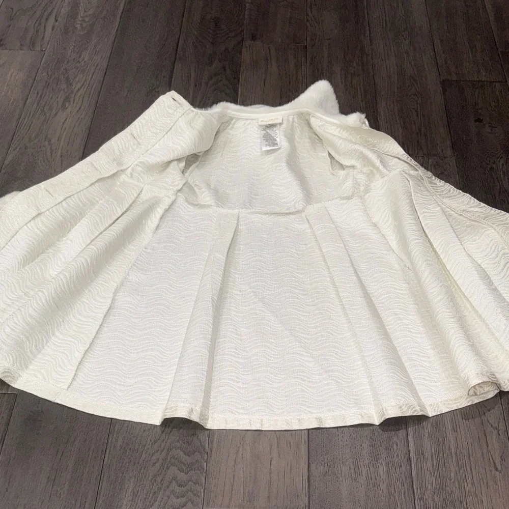 Elegant kids Faux Fur Trimmed sliver shimmer ivory like Coat